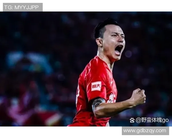 足球的魅力与激情探讨如何在绿茵场上书写传奇与梦想 足球的魅力与激情探讨如何在绿茵场上书写传奇与梦想